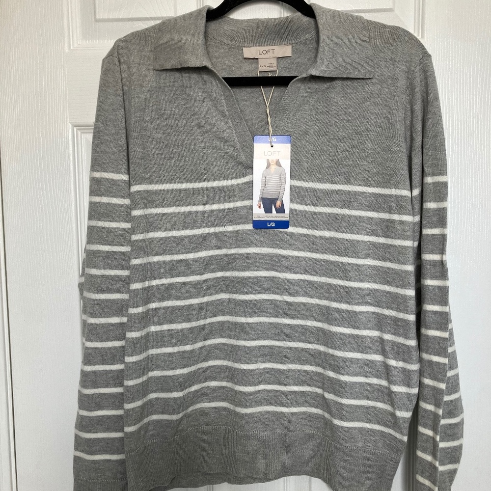 Women’s Fine Knit Sweater with Johnny Collar